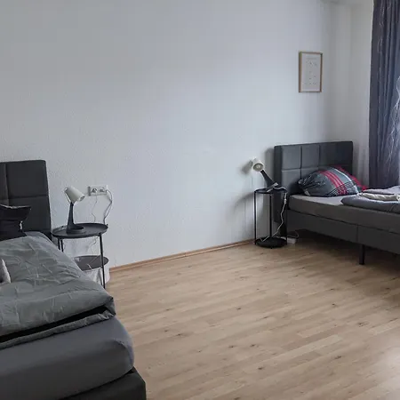 Lägenhet Monteurwohnung Business 6 Personen *