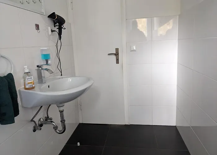 Monteurwohnung 1 Business 6 Personen * Velbert